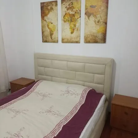 Ample Comfort In Quiet Area Apartment Sarande