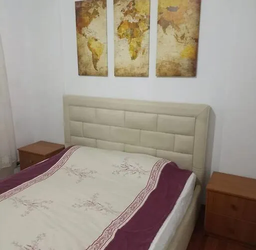 Ample Comfort In Quiet Area 公寓 Sarandë